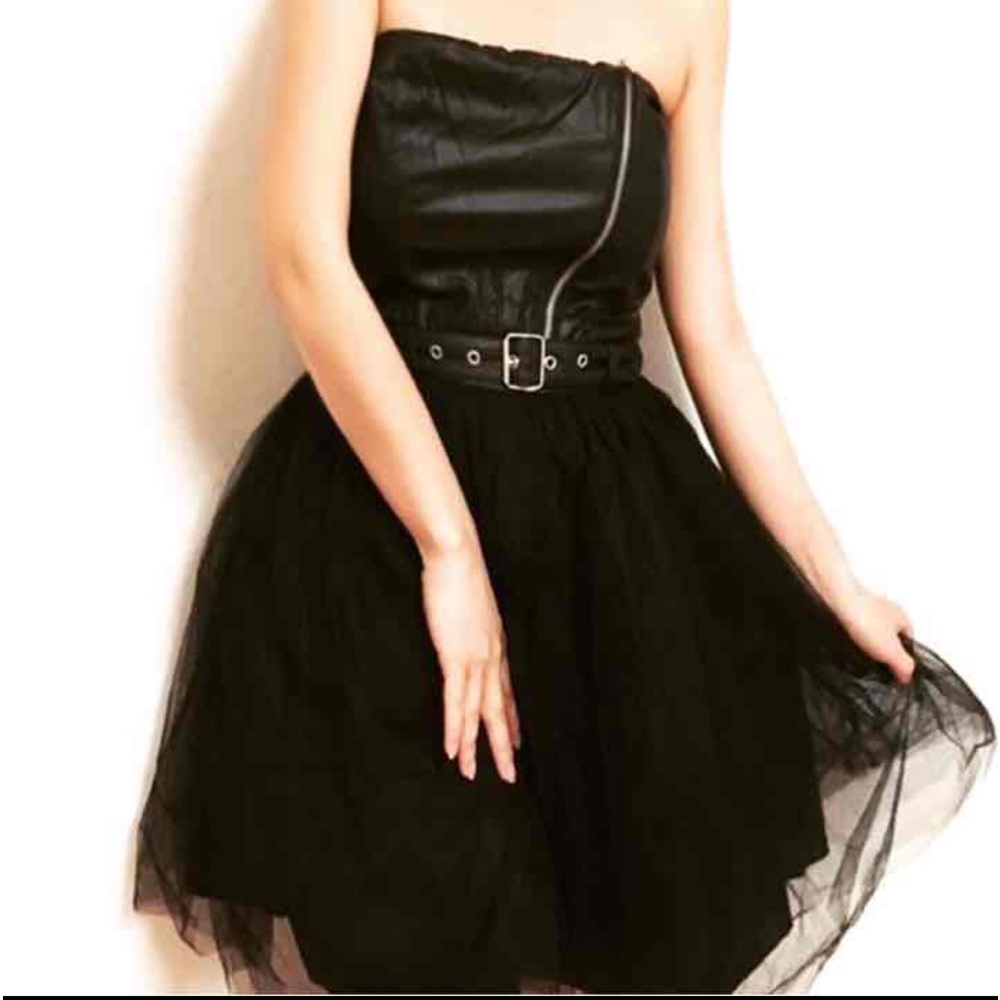 Black strapless Ballerina Dress